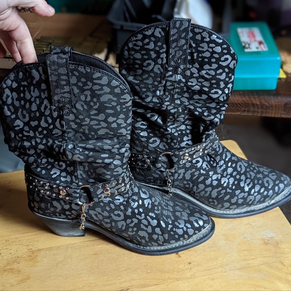 Shyanne Metallic Leopard Print Cowboy Boots